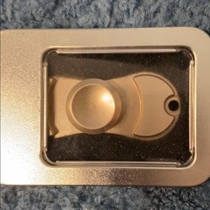Fidget spinner
